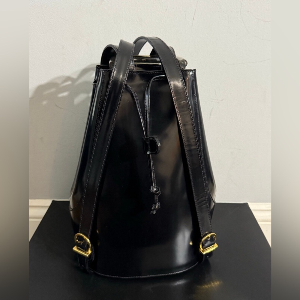 Ferragamo black vintage patent leather backpack/bag with pouch - Picture 2 of 2